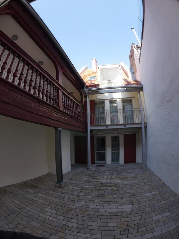 Haus "Zum Schwarzen Stiefel" Appartement Bamberg Buitenkant foto