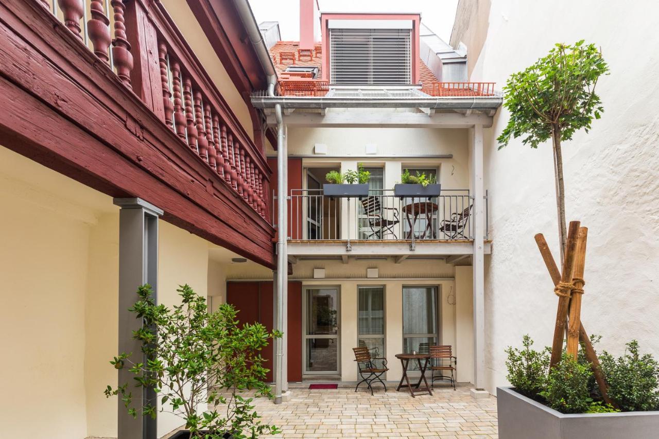 Haus "Zum Schwarzen Stiefel" Appartement Bamberg Buitenkant foto